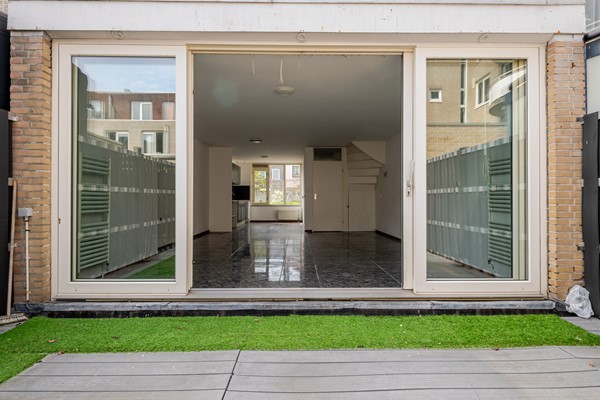 Medium property photo - Houtzagerssingel 120, 2512 XJ Den Haag